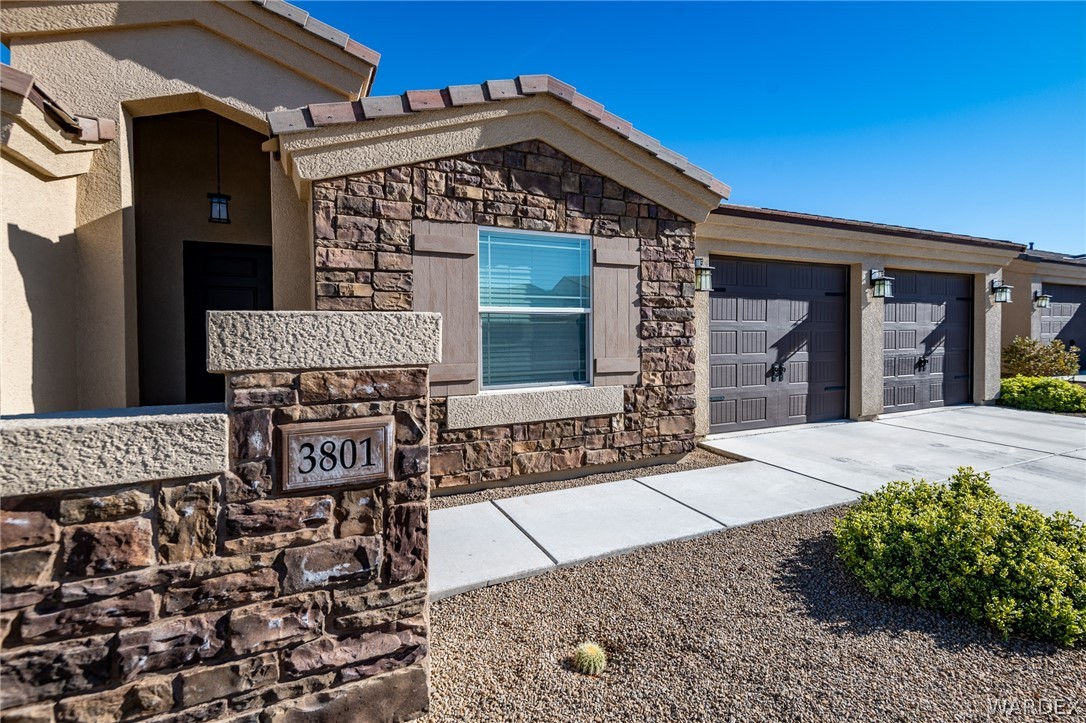 3801 Katie Lane Loop