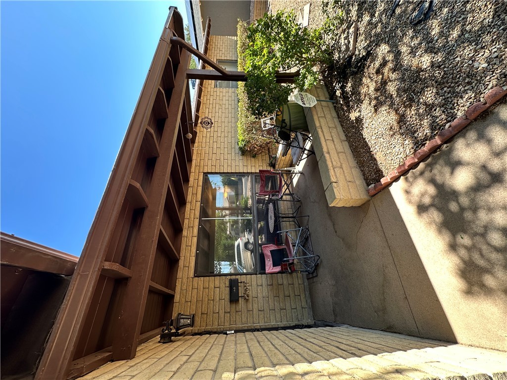 2533 Mullen Drive
