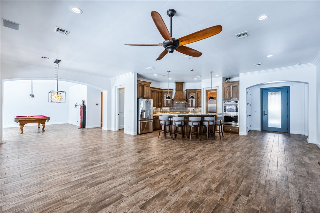 2390 Country Club Drive