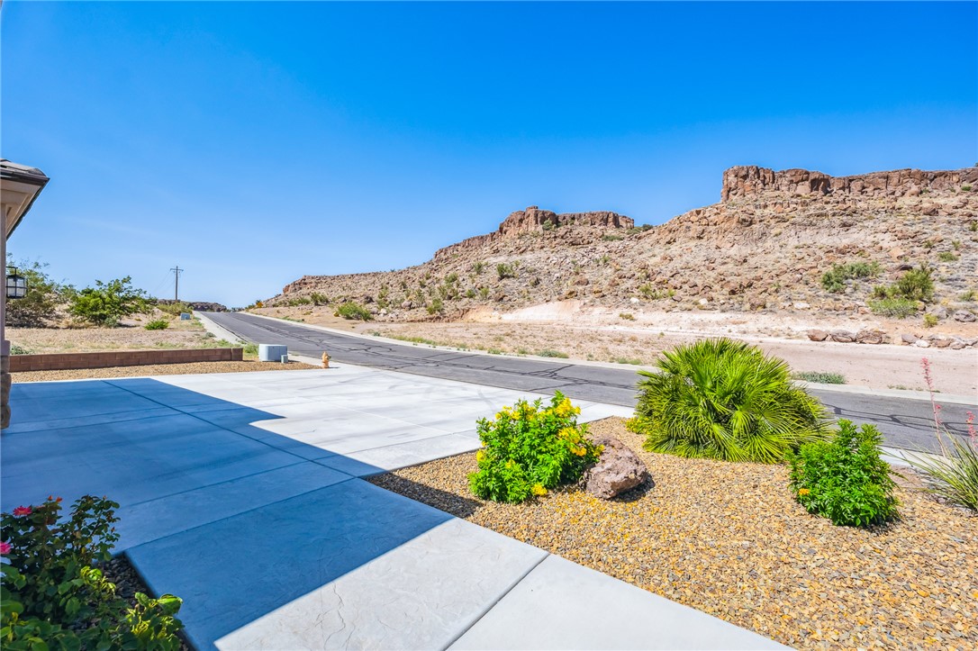 2390 Country Club Drive