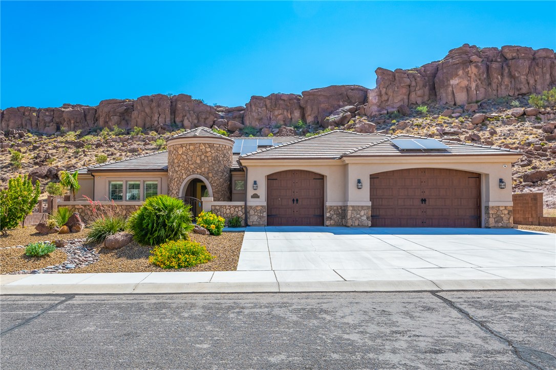 2390 Country Club Drive