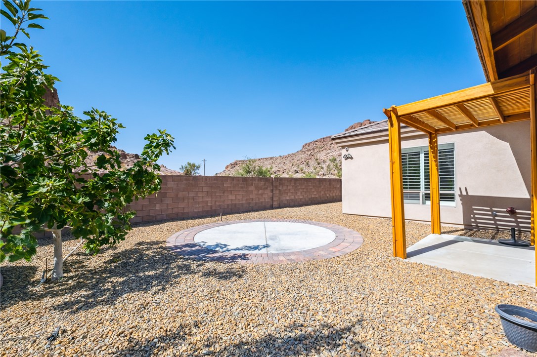 2390 Country Club Drive