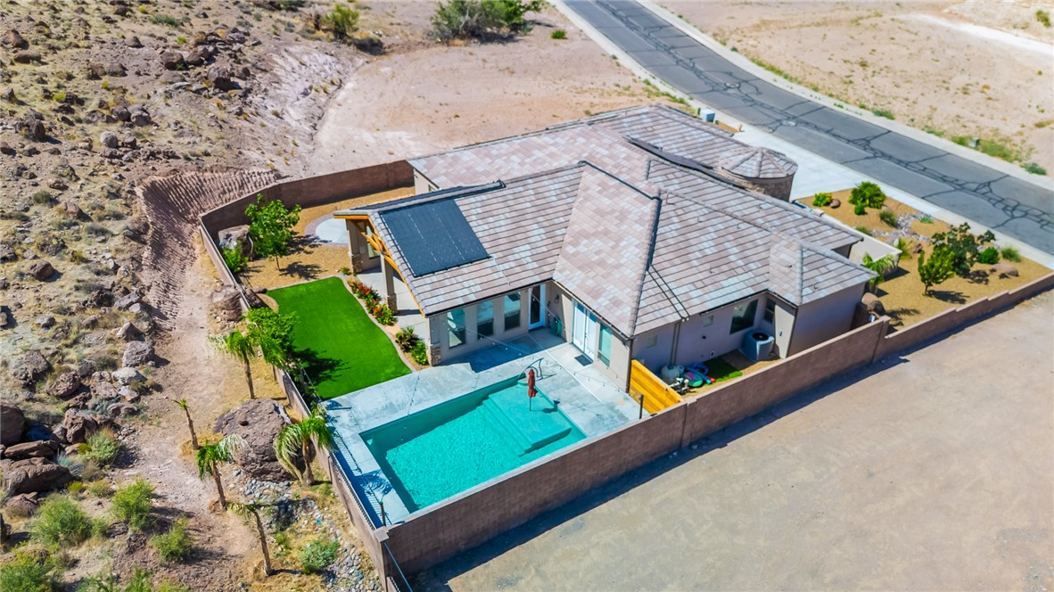 2390 Country Club Drive
