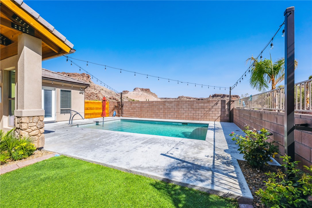 2390 Country Club Drive