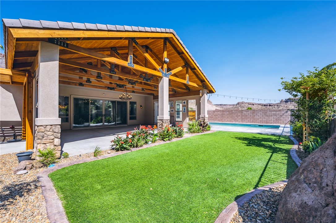 2390 Country Club Drive