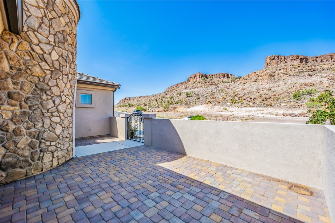 2390 Country Club Drive