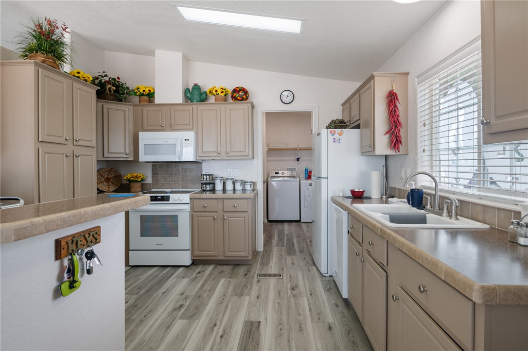1280 Citrus