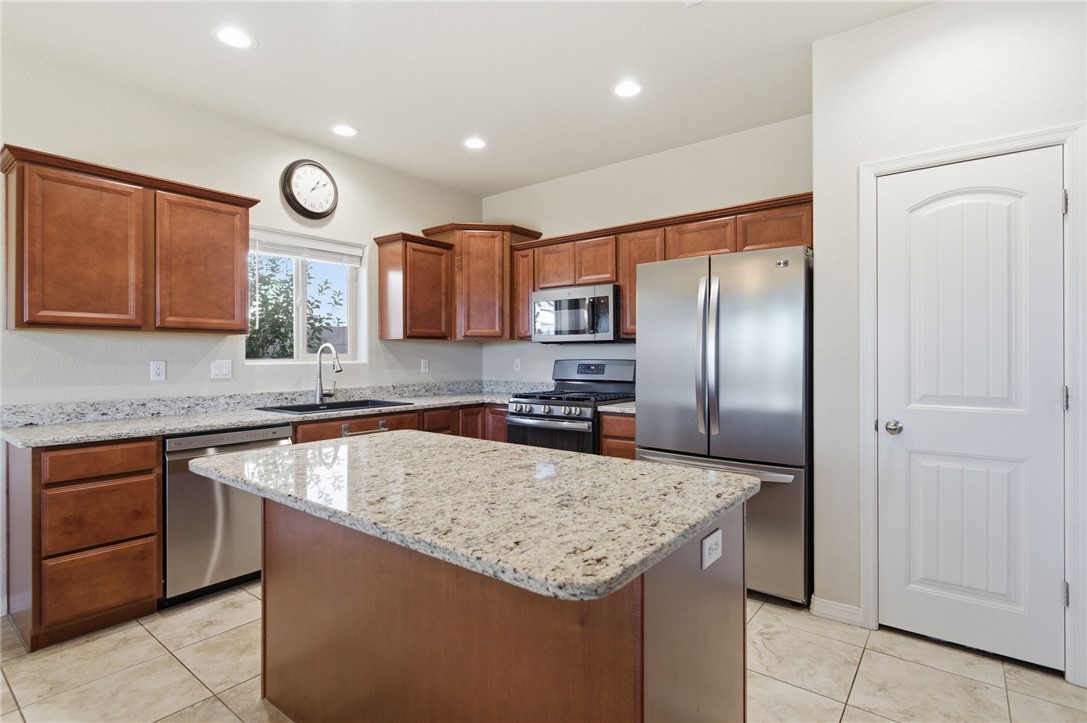 4745 E Old West Road