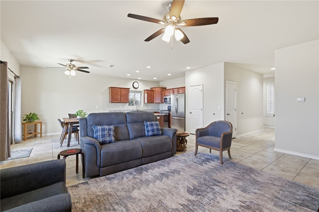 4745 E Old West Road