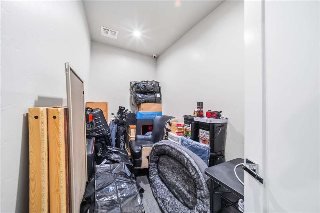 4208 Edgerock Avenue