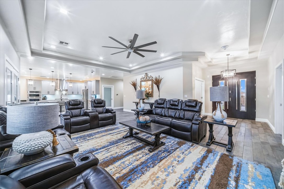 4208 Edgerock Avenue