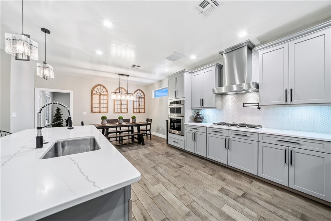 4208 Edgerock Avenue