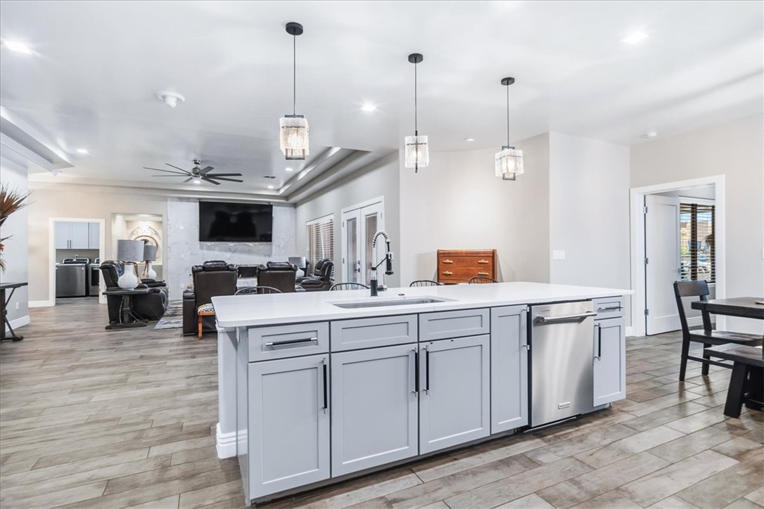 4208 Edgerock Avenue