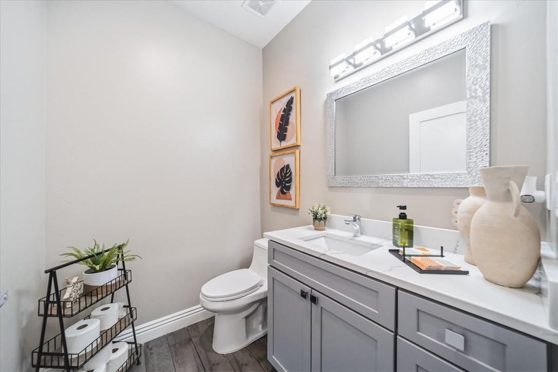 4208 Edgerock Avenue