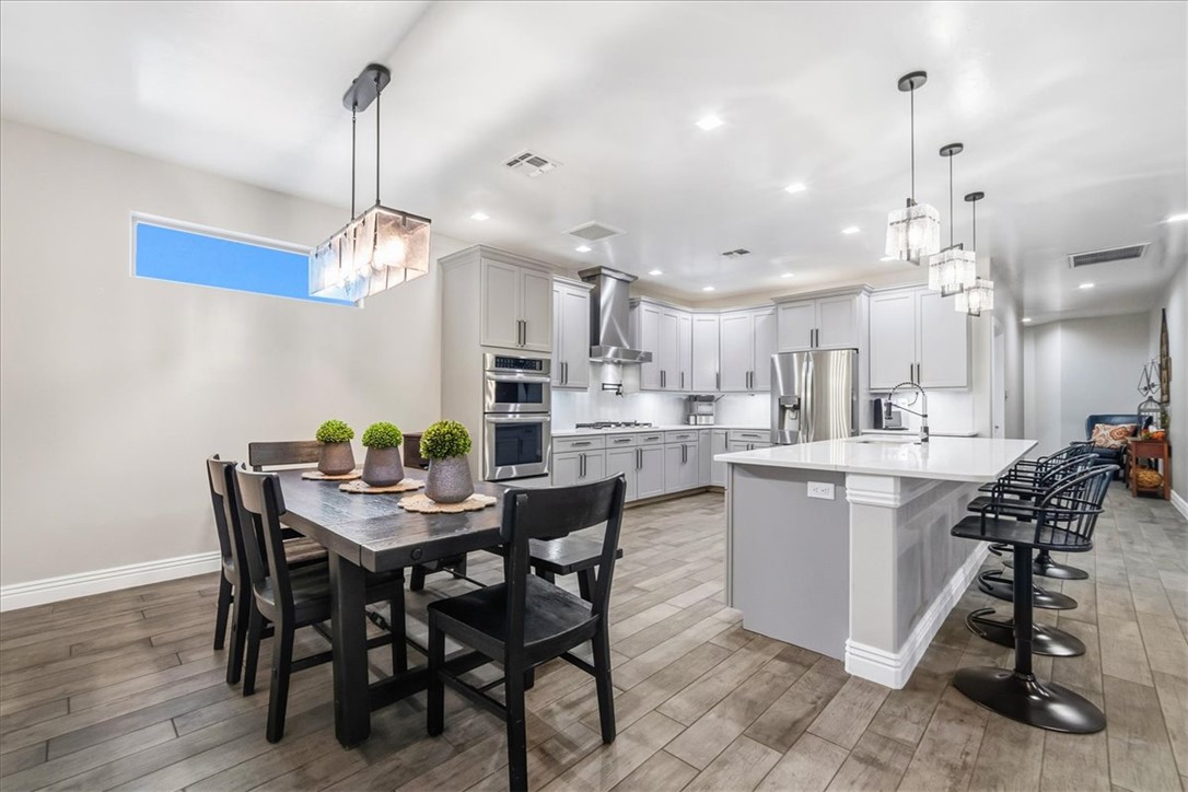 4208 Edgerock Avenue