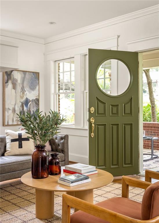 1005 Mclynn Avenue NE