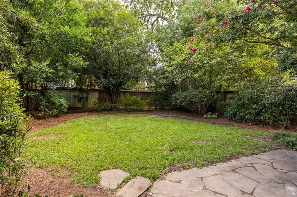 1005 Mclynn Avenue NE