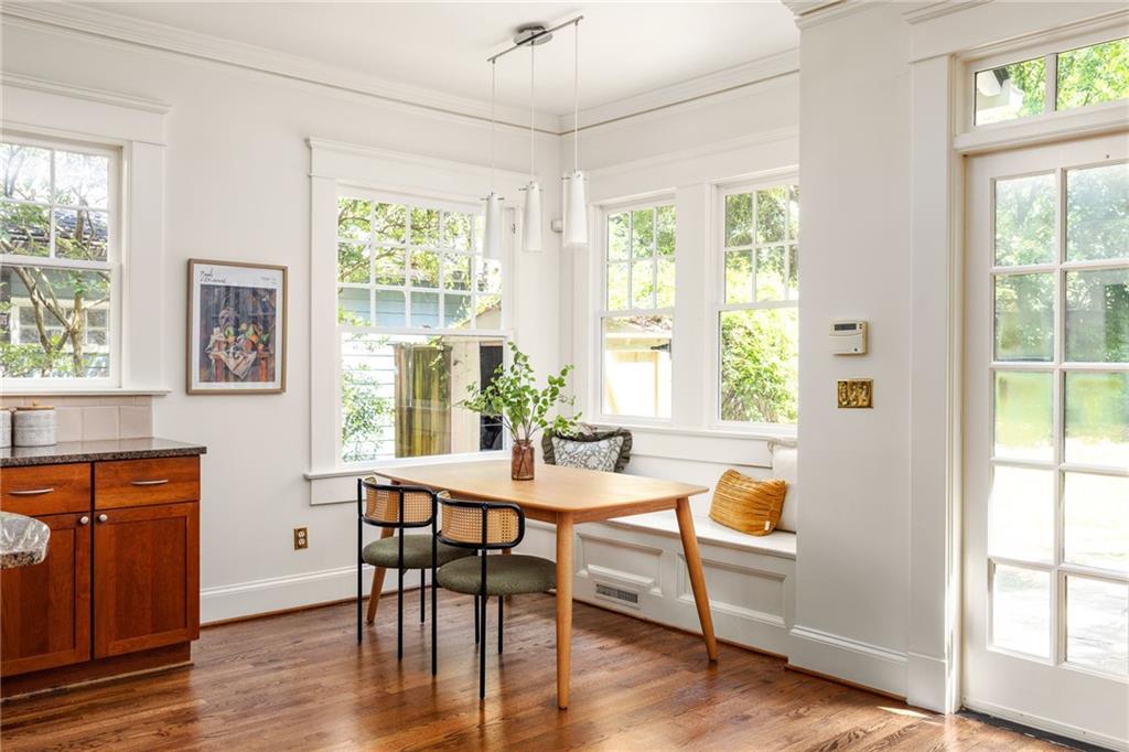 1005 Mclynn Avenue NE