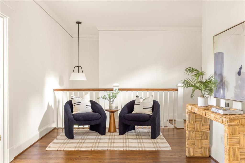 1005 Mclynn Avenue NE