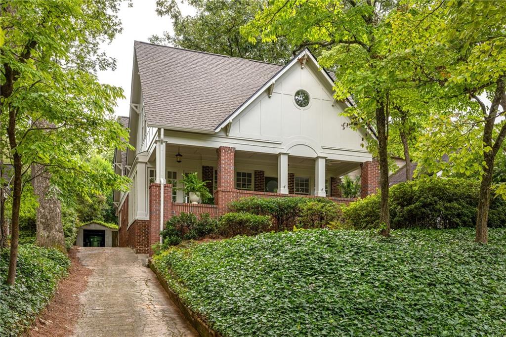 1005 Mclynn Avenue NE