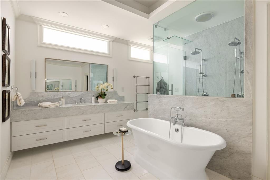 21 Barksdale Drive NE