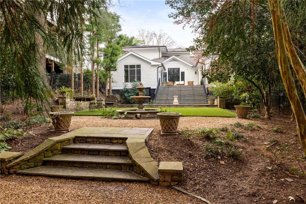 21 Barksdale Drive NE