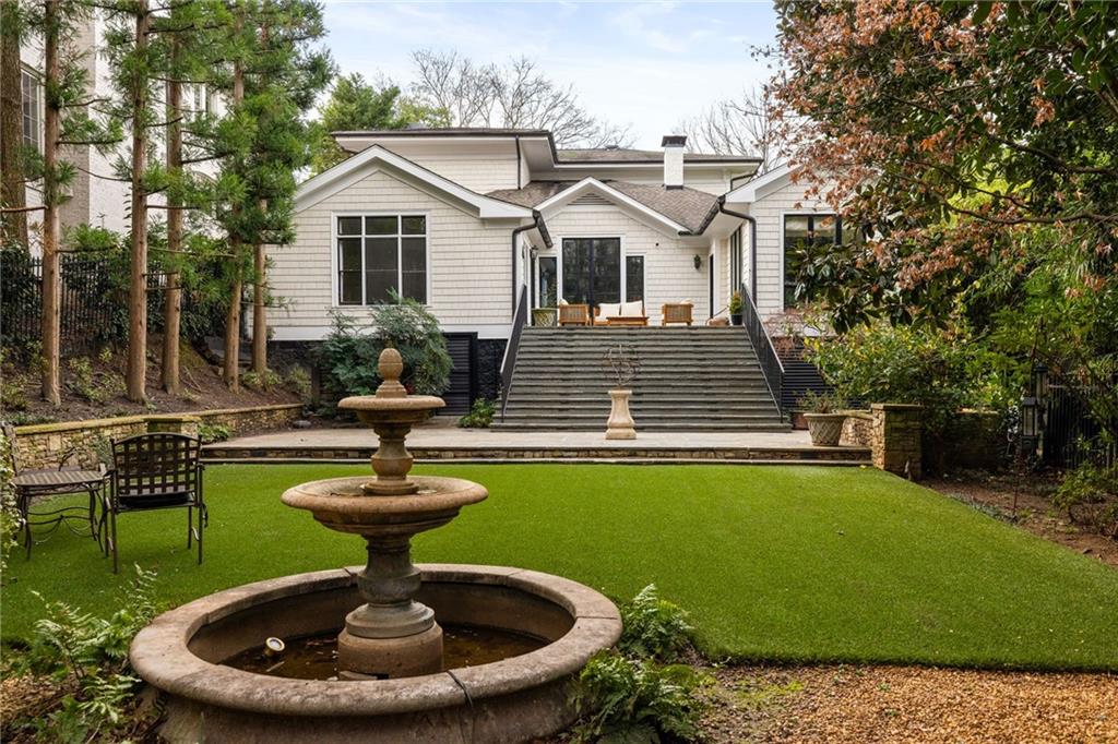 21 Barksdale Drive NE