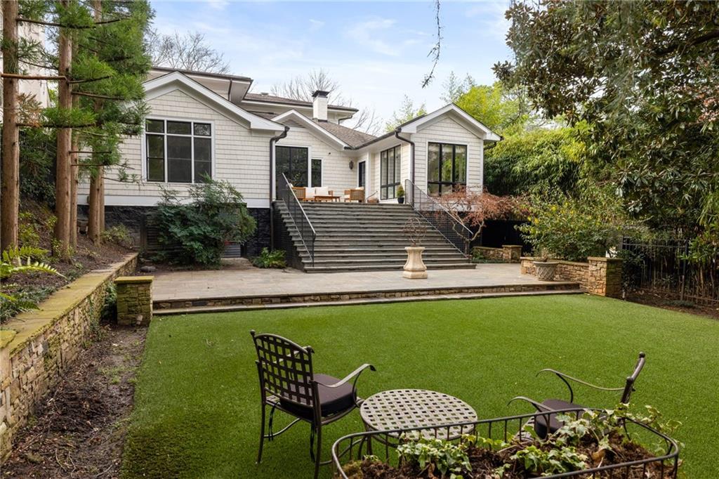 21 Barksdale Drive NE