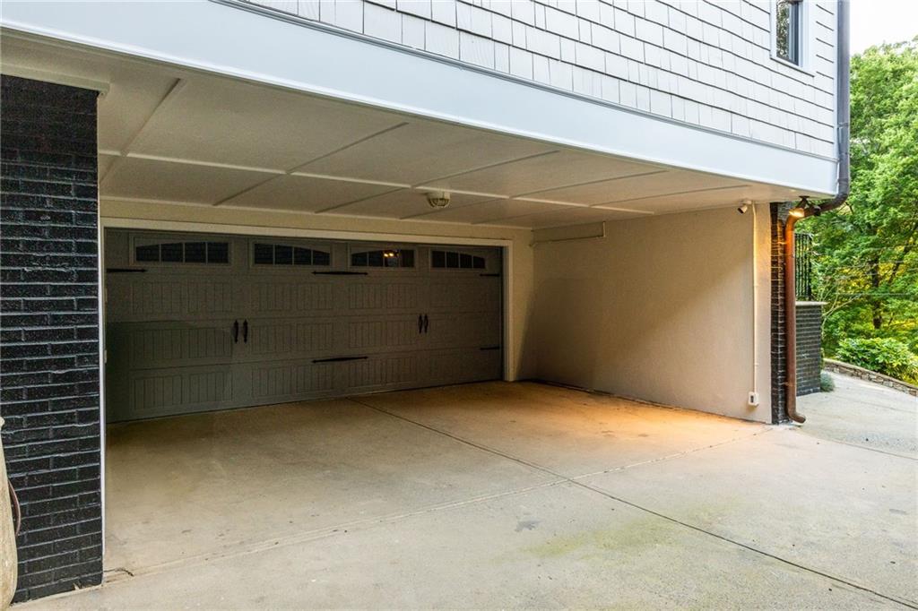 21 Barksdale Drive NE