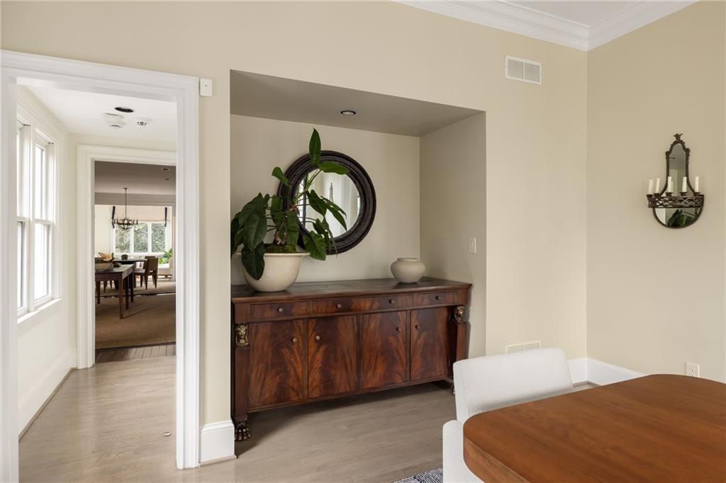 21 Barksdale Drive NE