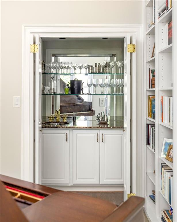 21 Barksdale Drive NE