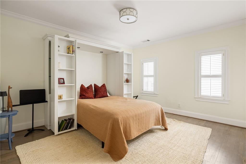 21 Barksdale Drive NE