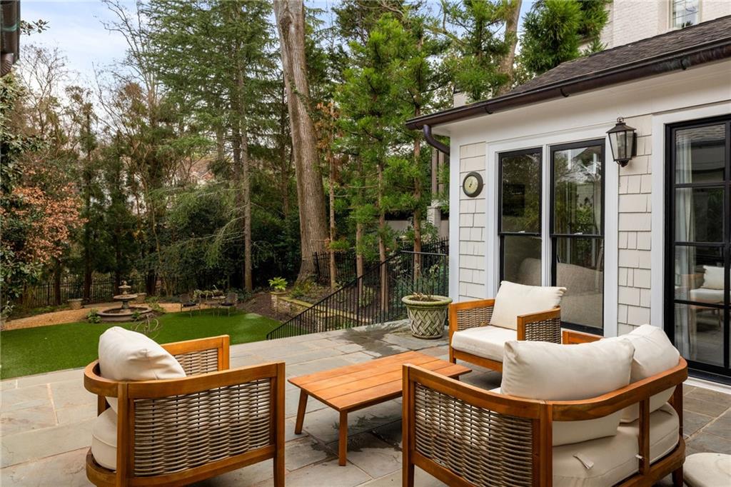 21 Barksdale Drive NE