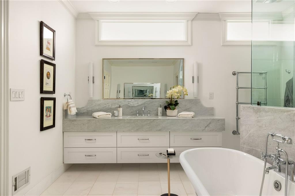 21 Barksdale Drive NE