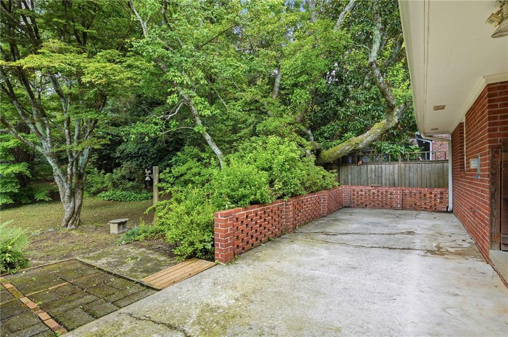 2713 Riderwood Drive