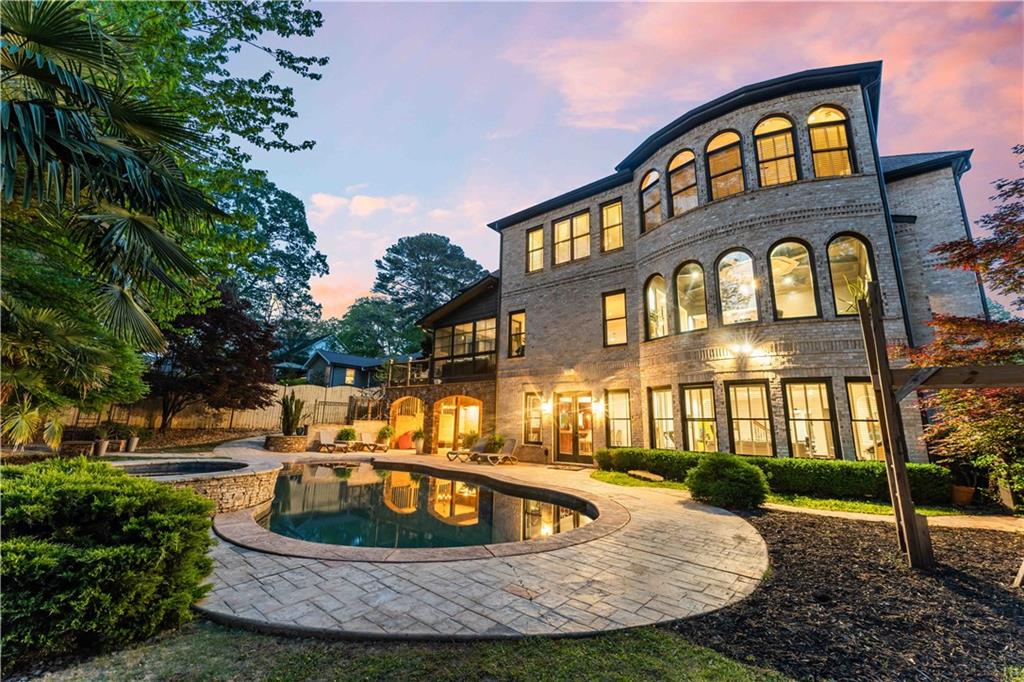 1686 Montcliff Court