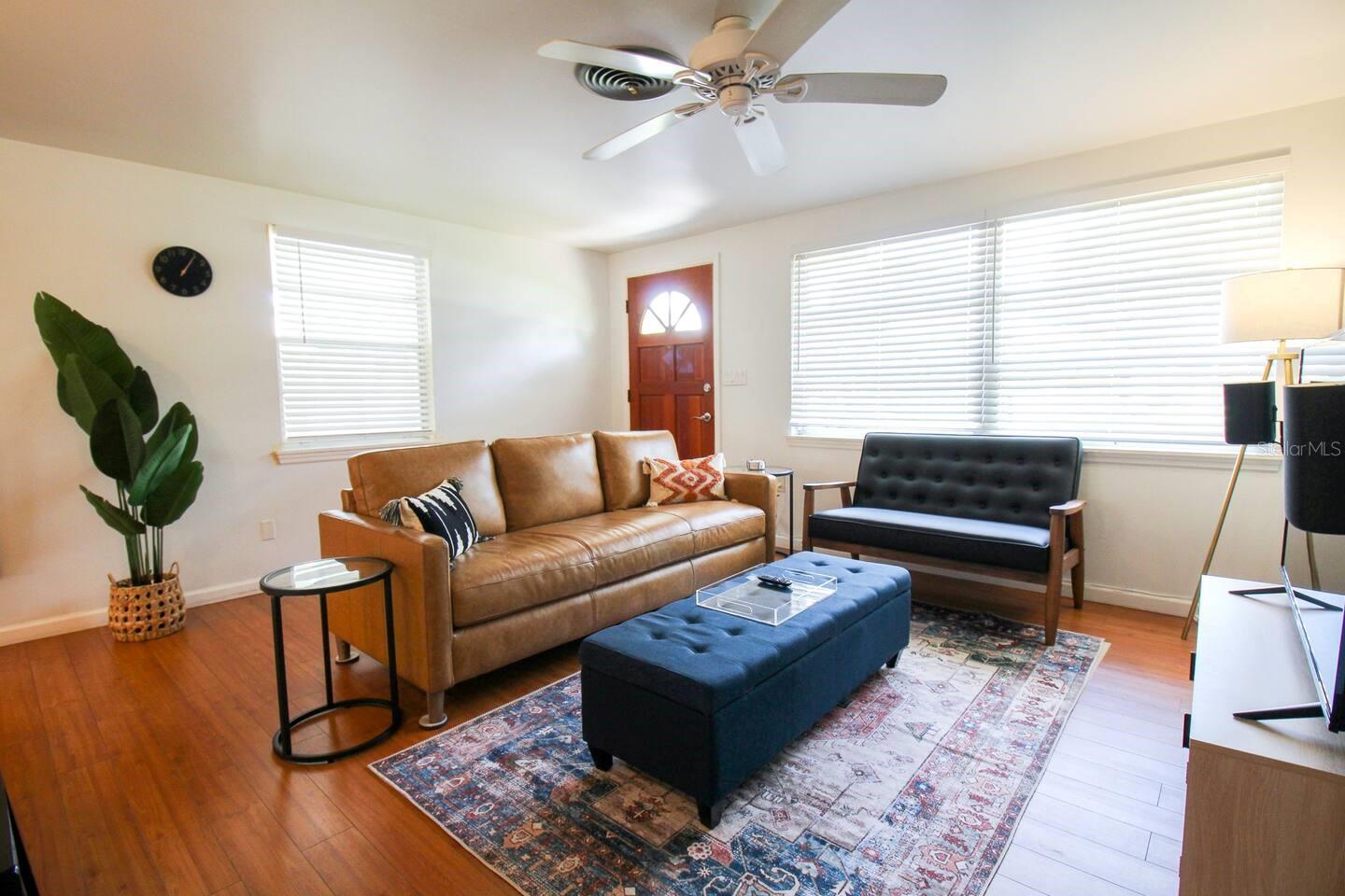 560 BRADENTON RD