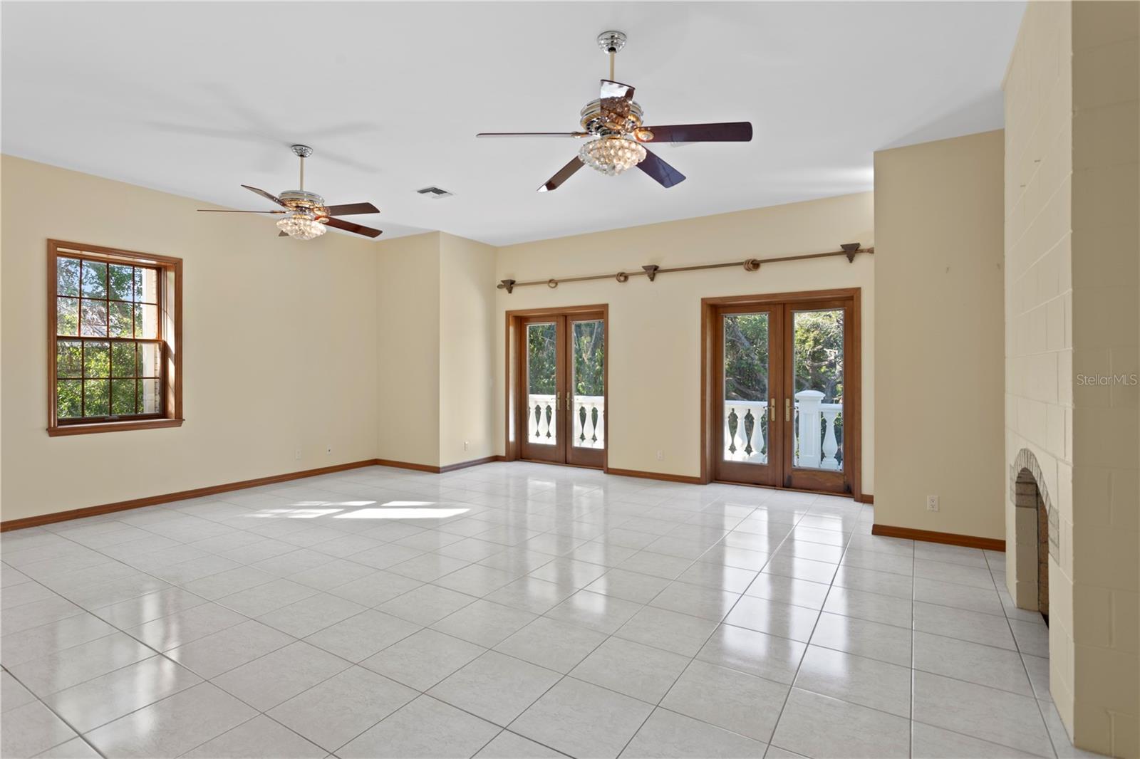 1577 ALEXANDER RD