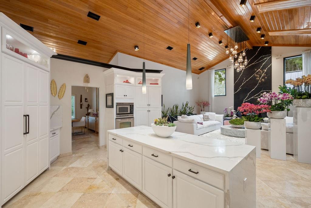 13450 E LAKE MARY JANE RD