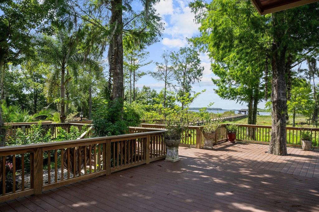 13450 E LAKE MARY JANE RD
