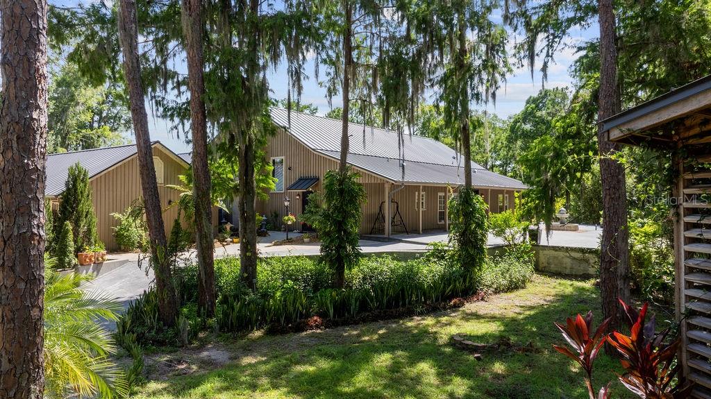 13450 E LAKE MARY JANE RD