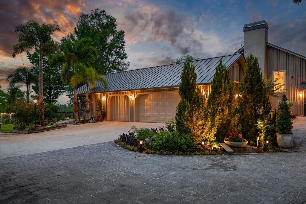 13450 E LAKE MARY JANE RD