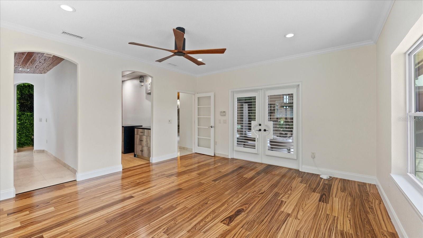 13450 E LAKE MARY JANE RD