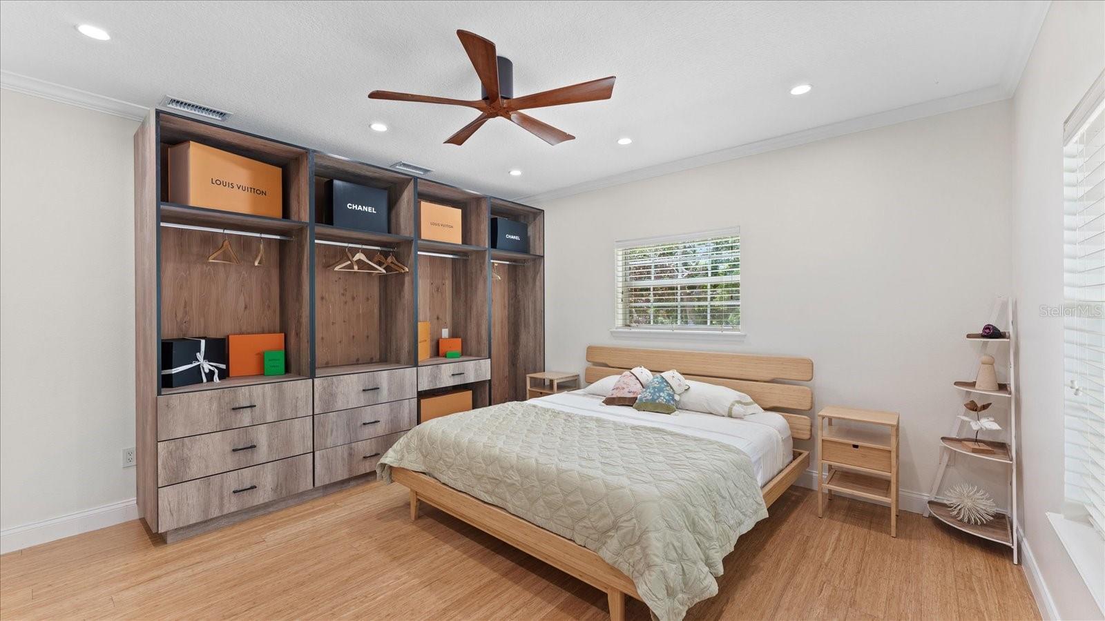 13450 E LAKE MARY JANE RD