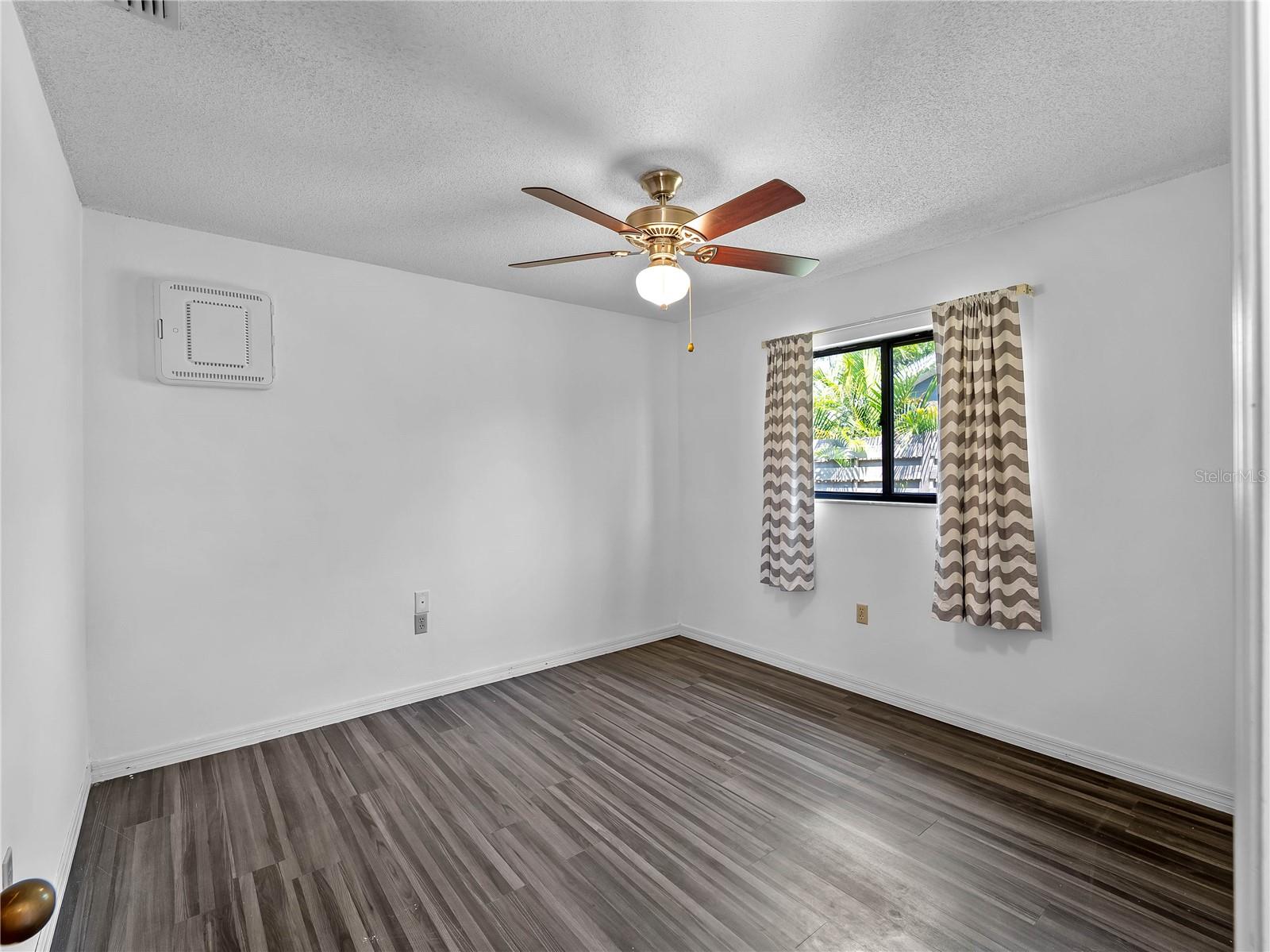 8429 CYPRESS LAKE CIR