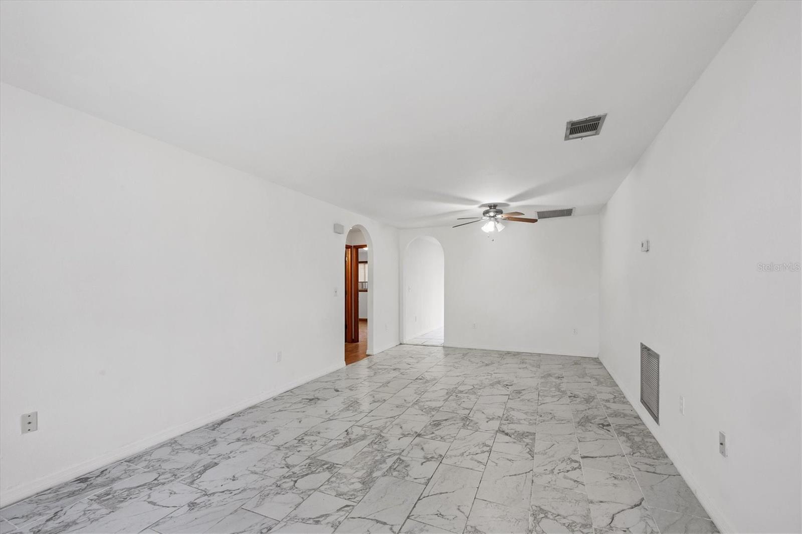 428 GRANADA BLVD