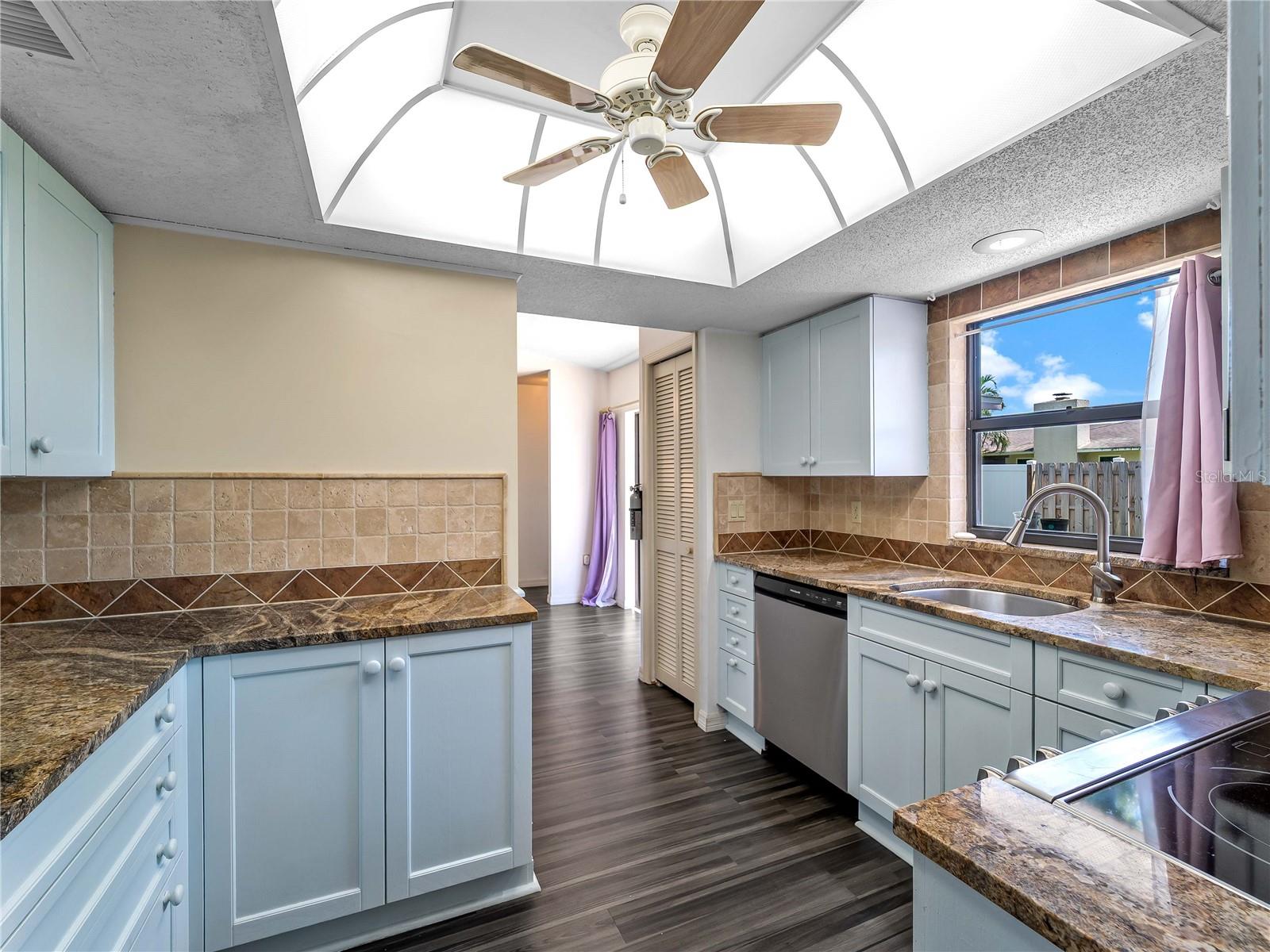 8429 CYPRESS LAKE CIR