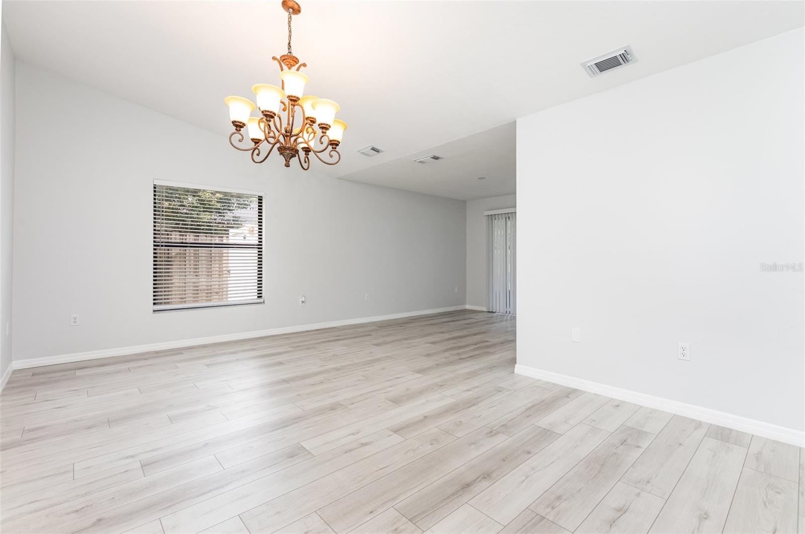 8434 CYPRESS LAKE CIR