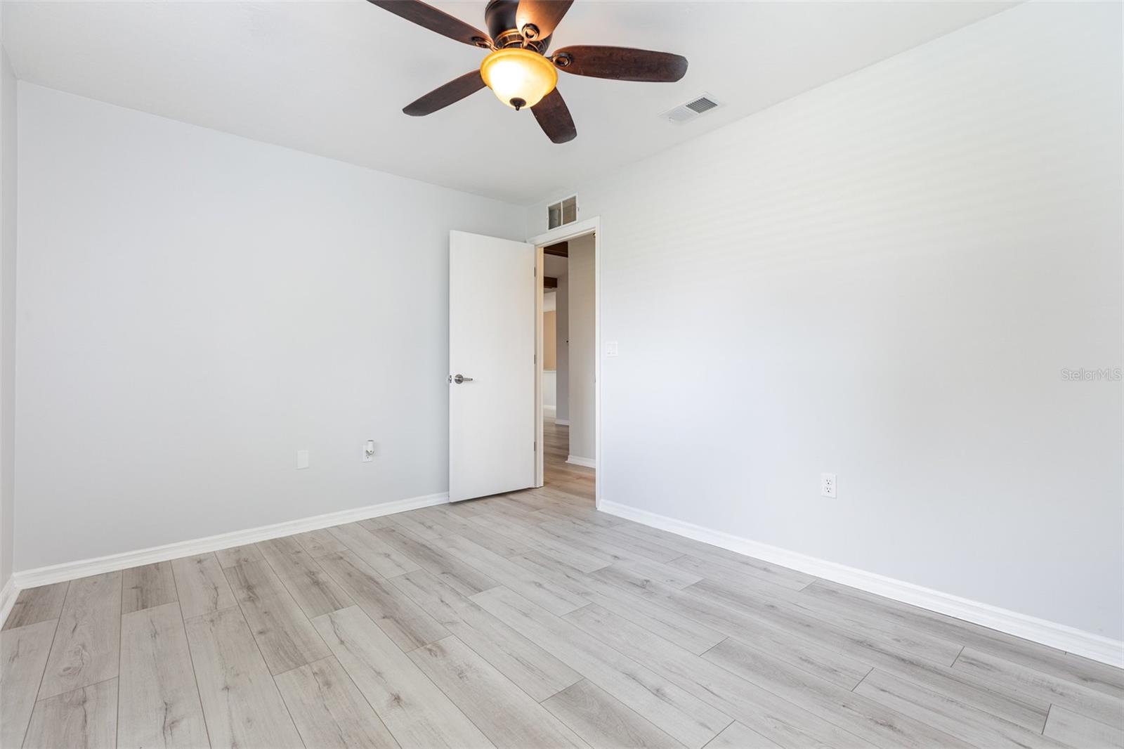 8434 CYPRESS LAKE CIR