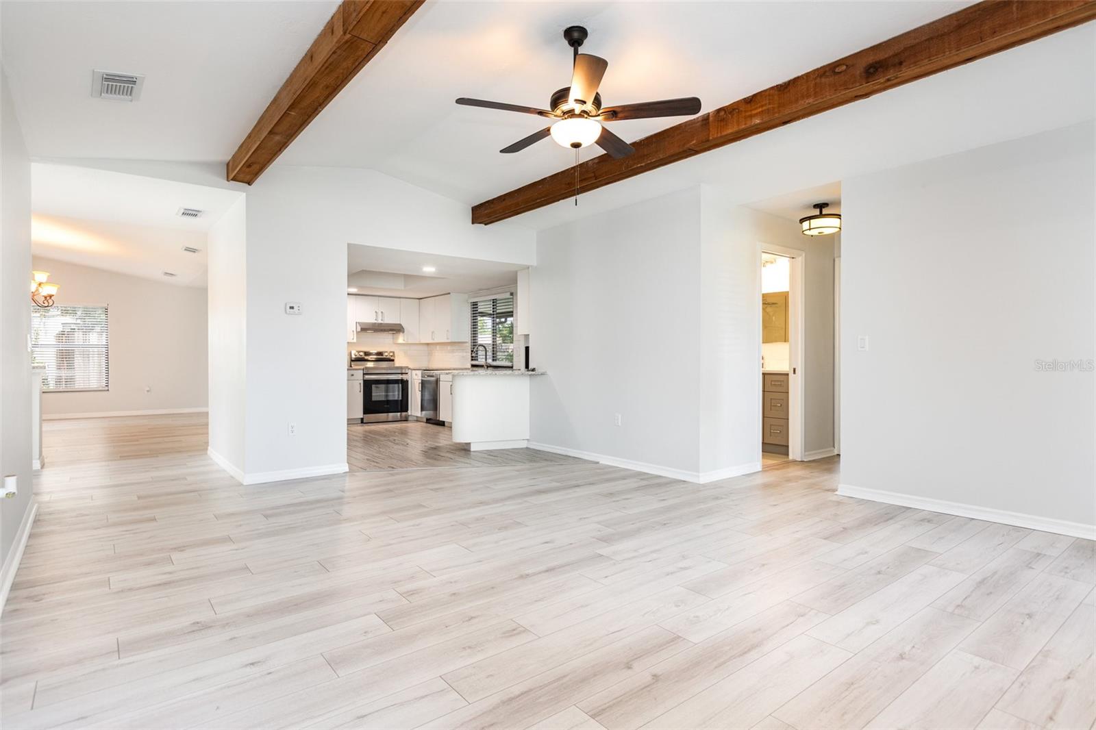 8434 CYPRESS LAKE CIR